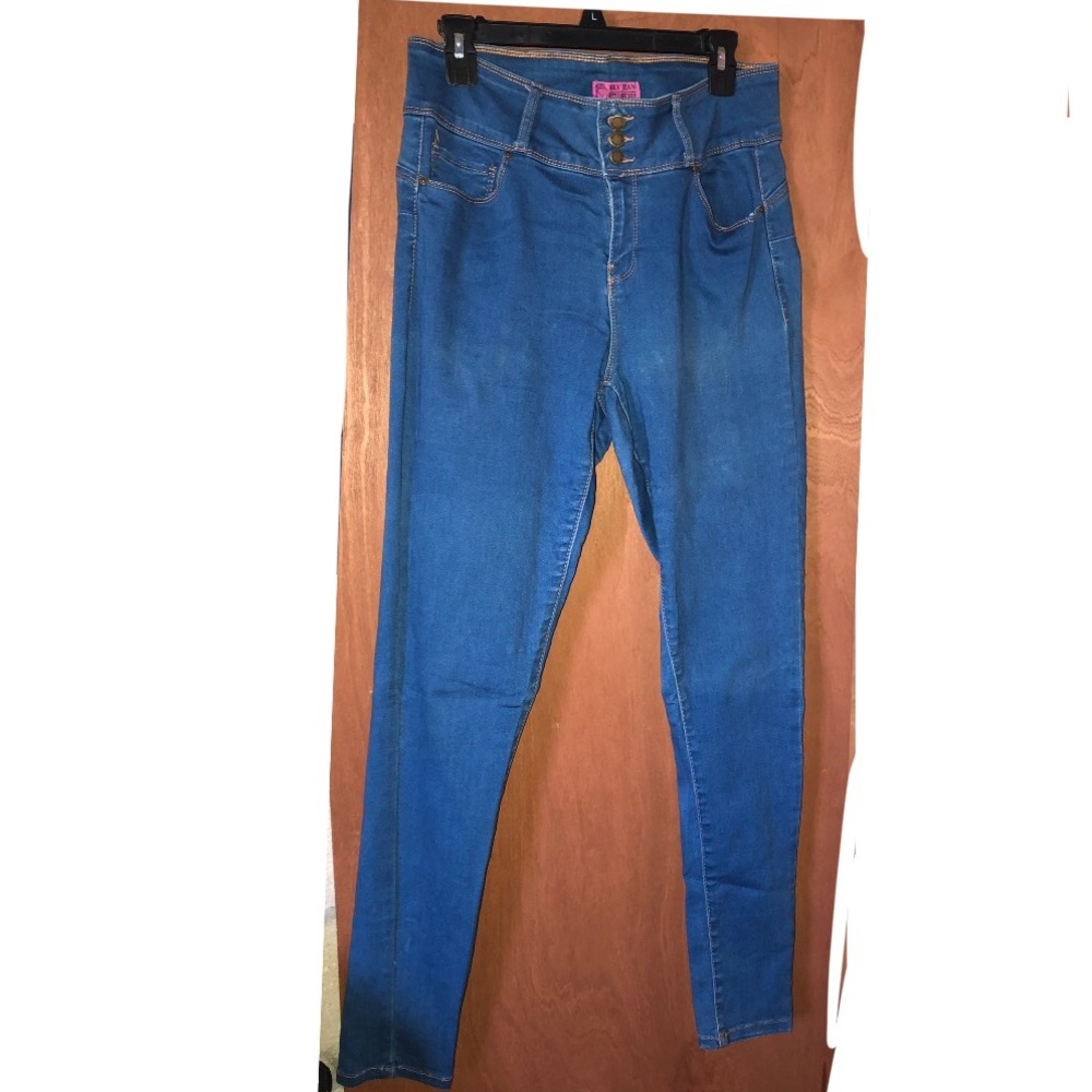 Amazing wax jeans in the size 16